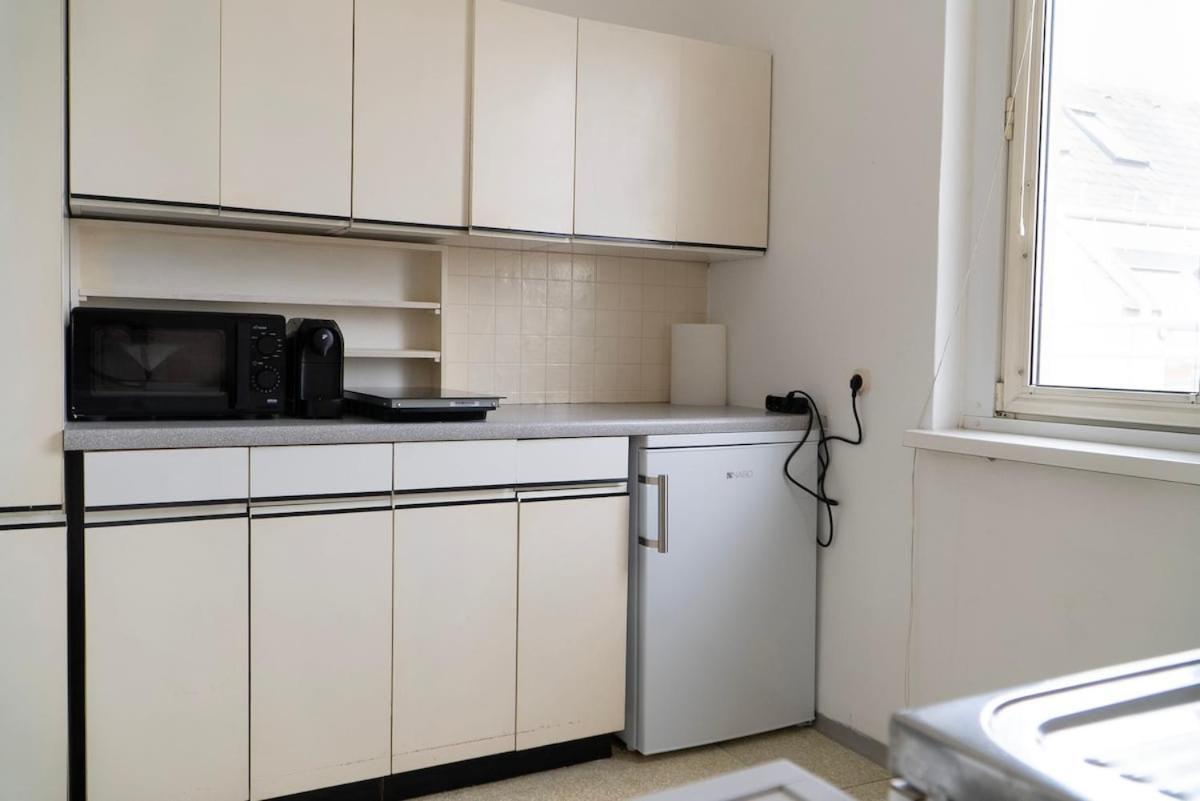 10 Minutes To City Centre And Next To Wien Hbf And Easy From Airport Eksteriør bilde